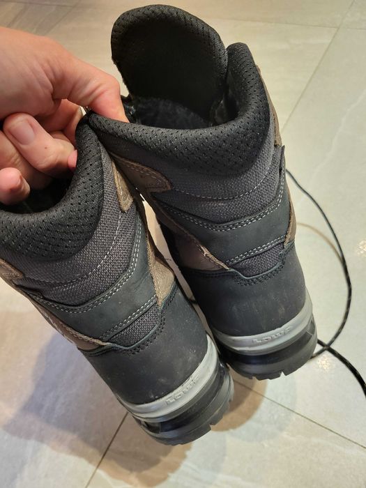 Туристически обувки LOWA Catalan GTX, 44,5 номер, 10 UK, стелка 287мм.