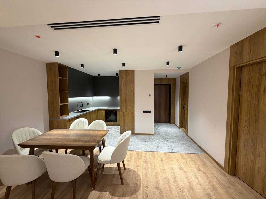 Piramit tower 2\35\49