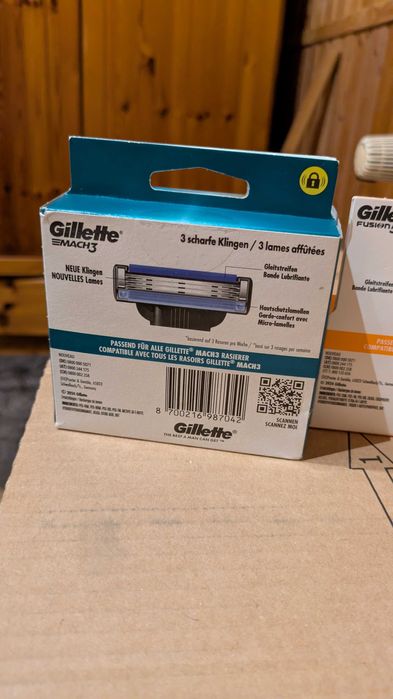 Gillette Fusion 5  Gillette Power и Gillett Mach 3 ножчета за бръснене
