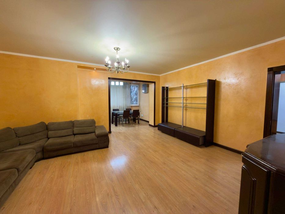 Продаётся квартира‼️ 4/1/4 с Ремонтом |77-серия| 2 огорода + Парковка