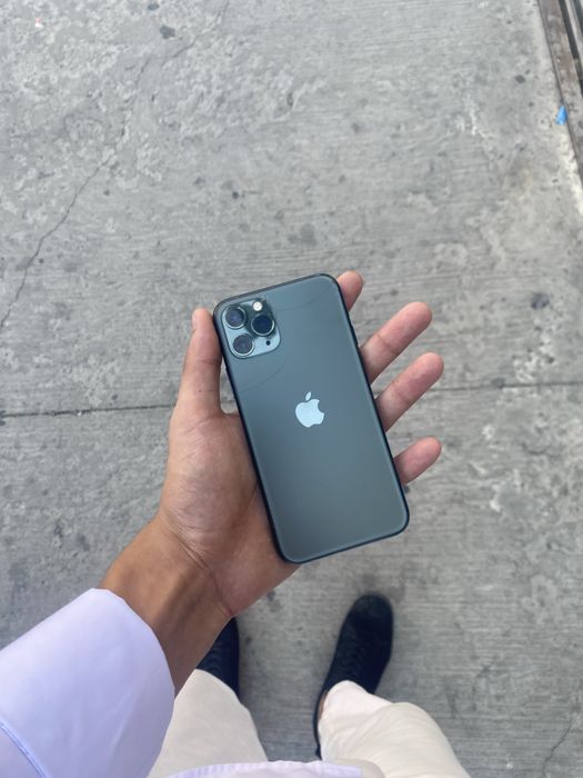 Iphone 11 pro srochni sotiladi !