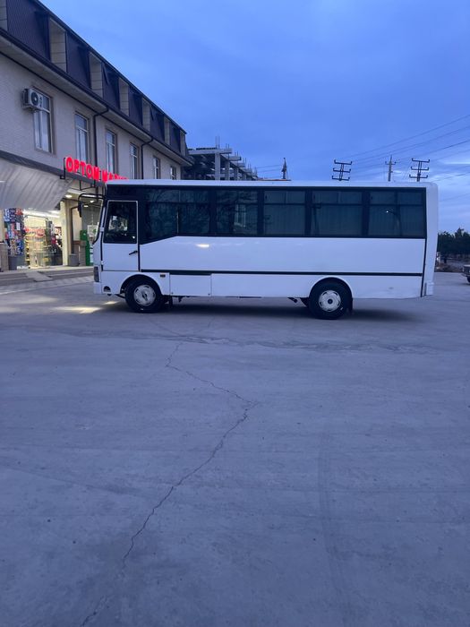 Isuzu Avtobus Sotiladi
