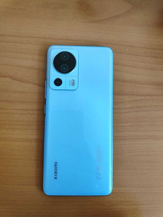 Продам Xiaomi 13 Lite 8\256 в синем цвете.