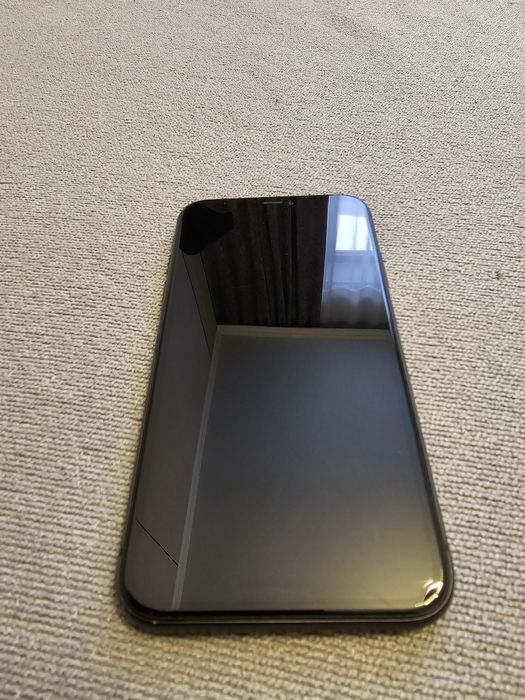 Продам iPhone 11, 128gb в отличном состоянии
