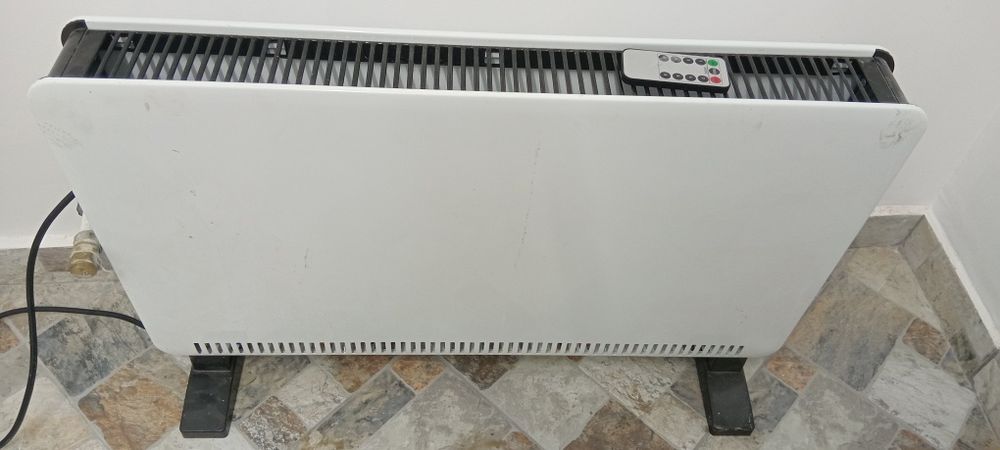 Vând convector electric nou  cu termostat integrat
