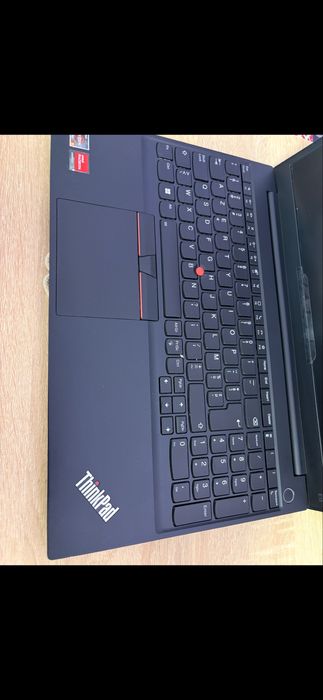 Laptop lenovo thinkpad E15 AMD ryzen 5