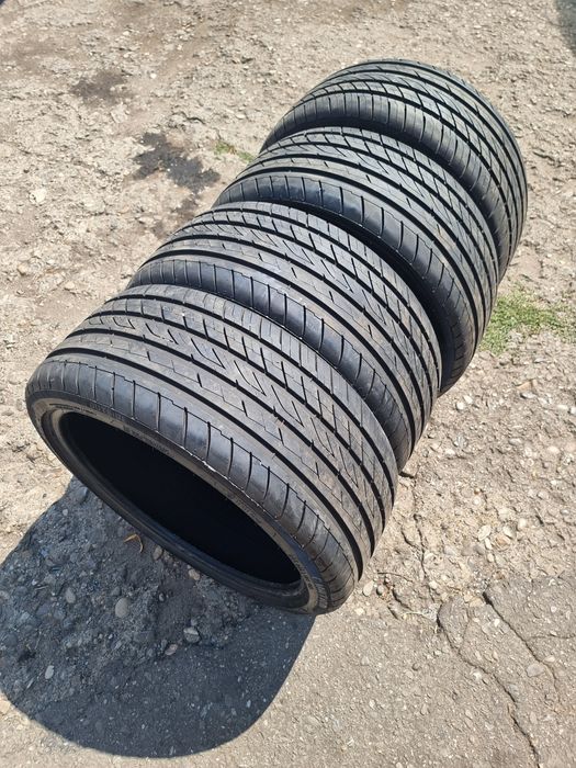 Anvelopele vară 245/35 R19 93W XL~DOT : 12 24