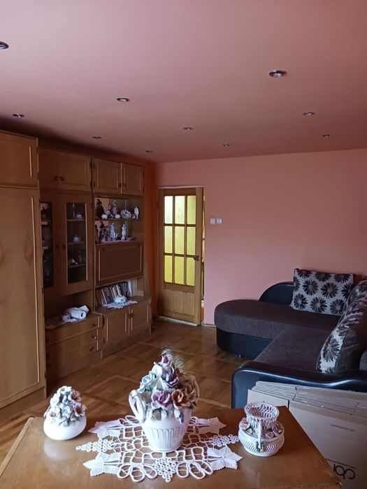 Apartament 2 camere decomandat + balcon, mobilat, centrală gaz | Vulcan