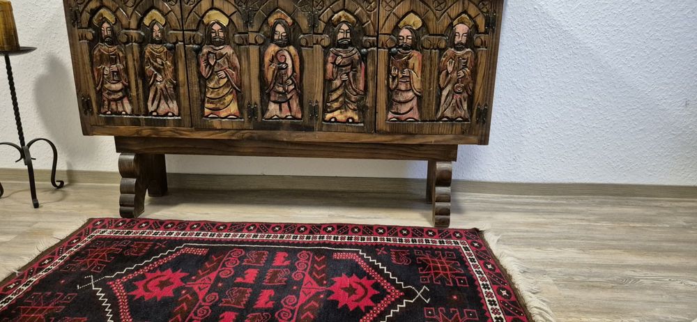 Piesa mobilier artiz. 6 figuri sculptate