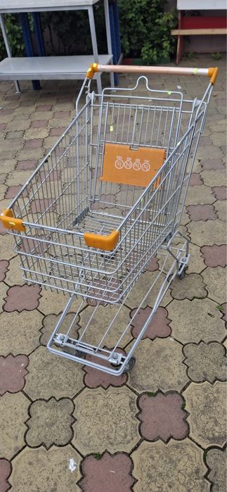 Vand carucioare pentru market