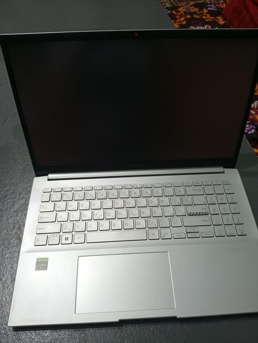 ASUS vivobook pro 15