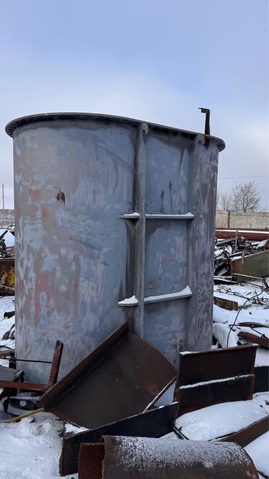 Продаю бочку, резервуар