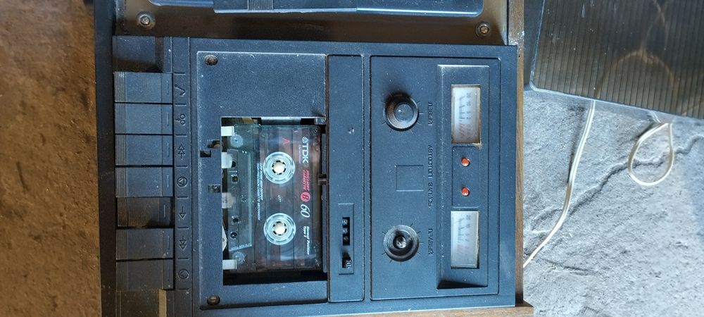 Стерео магнитофон