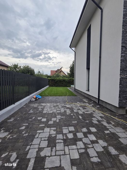 VILĂ PREMIUM – Zona Mărgelelor-Bragadiru- Independentă energetic