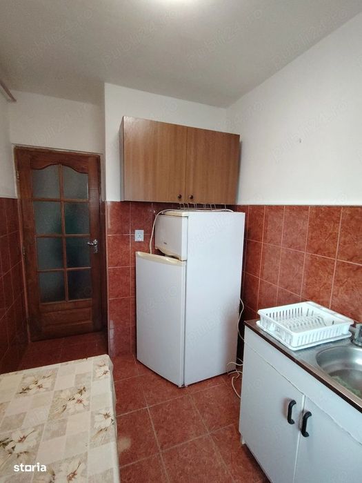 Apartament 1 camera, zona Buziasului - AEM
