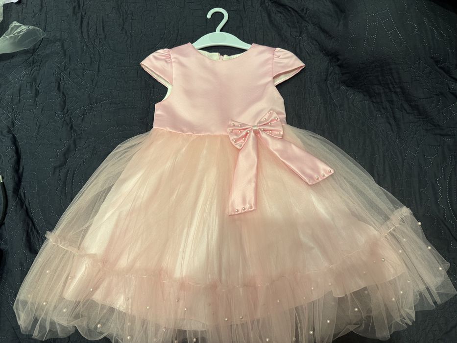 Платье нарядное для девочки