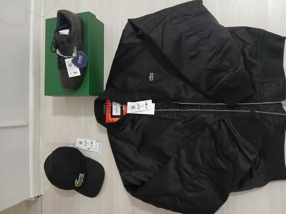 Куртка,кроссы и кепка от Lacoste
