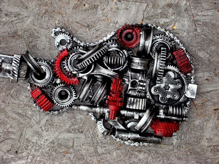 Chitara/ saxofon SCULPTURI industriale fier piese auto/moto ROSU/GRI