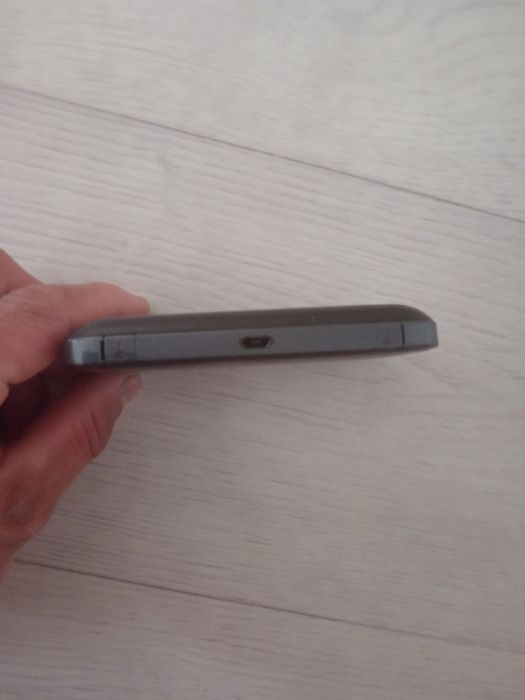 Роутер сатам арзан бағада(жақсы істеп тұр)