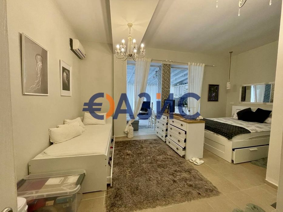 Тристаен апартамент в комплекс Sun Gate, 135 кв.м., Слънчев бряг,