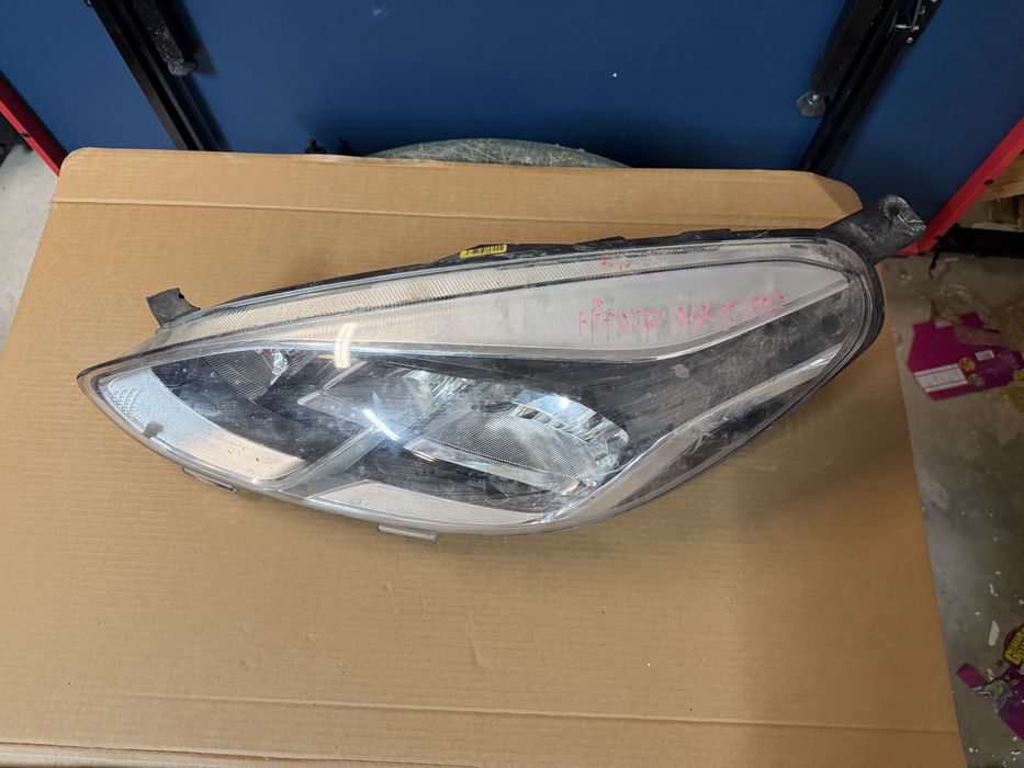 Far stanga Ford Fiesta MK8 Halogen 2017/2018/2019/2020/2021