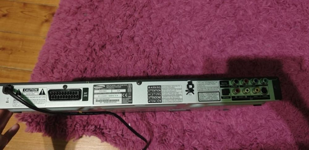 DVD Player Samsung DVD-P370 + Telecomandă + Convertor HDMI