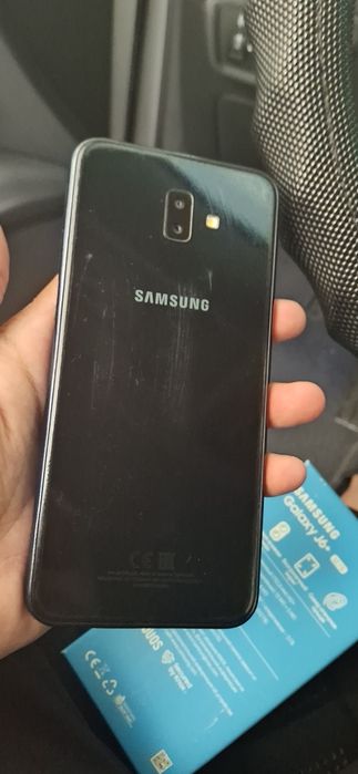 Самсунг J6 plus состояние хорошое ползовалас жена каробка доки ест
Не