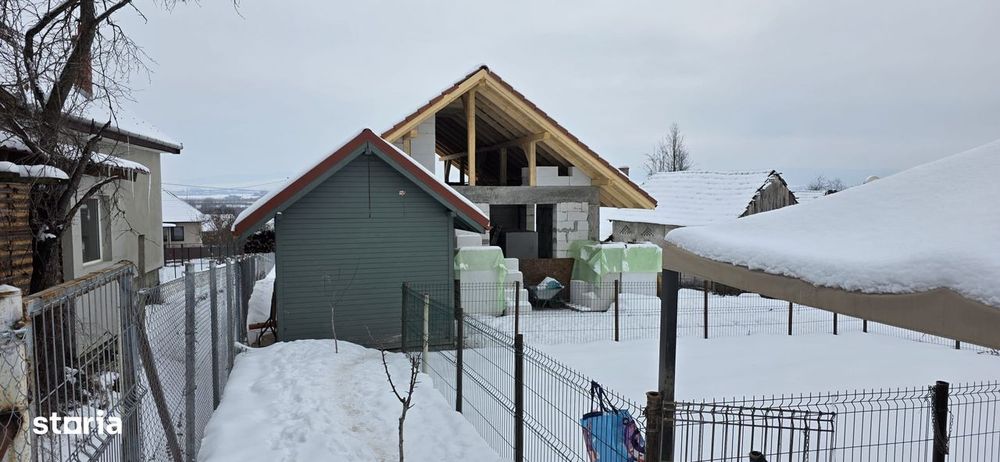 Proprietate deosebită în sat Chinari – Sântana de Mureș