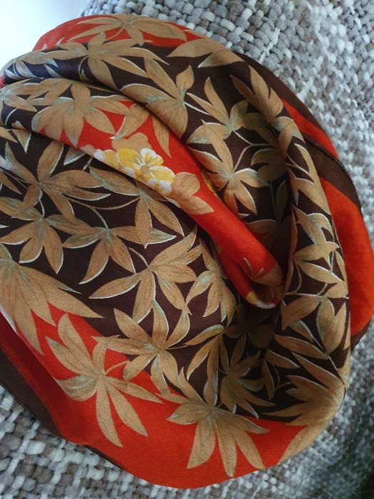 Esarfa damă imprimeu tomnatic