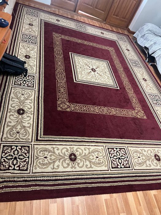 Ковер 3/4 м в хорошем состянии б/у