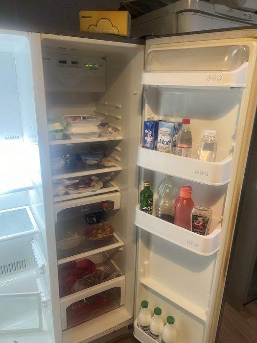 Продам два холодильника