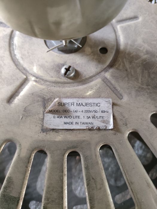 Люстра с вентилятором на запчасти