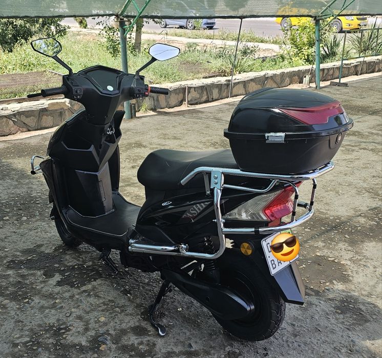 Электро скутер сотилади