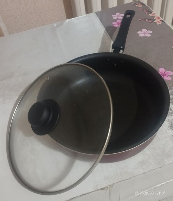 Сковородки, казаны, блинница