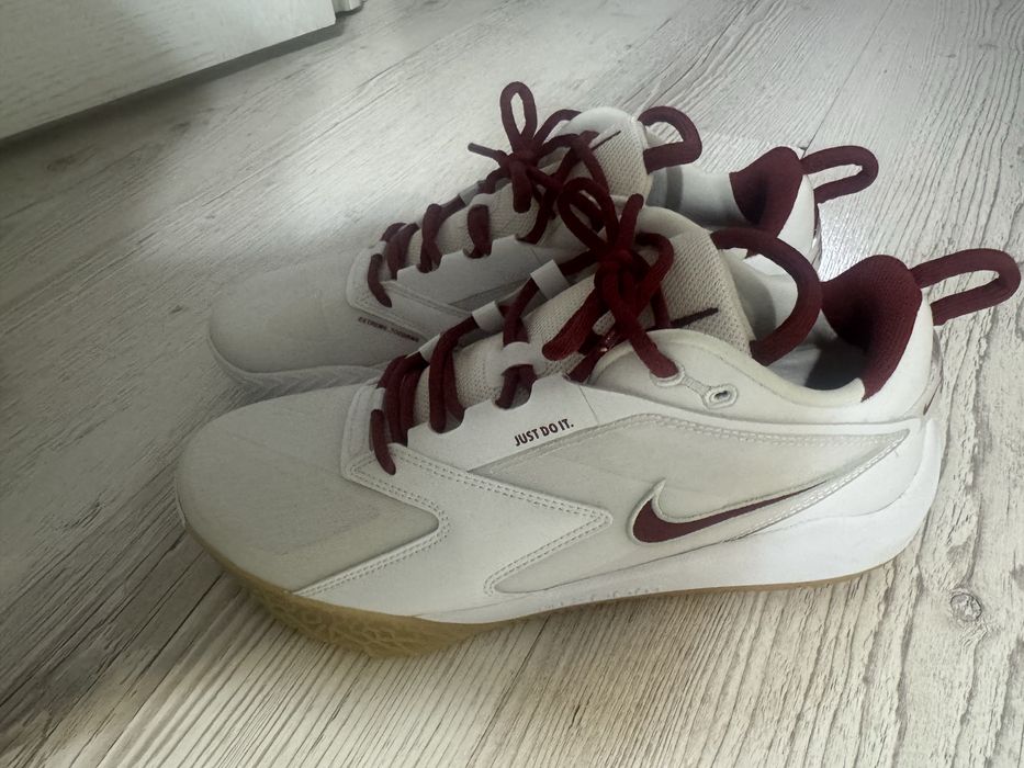 Кроссовки для тенниса