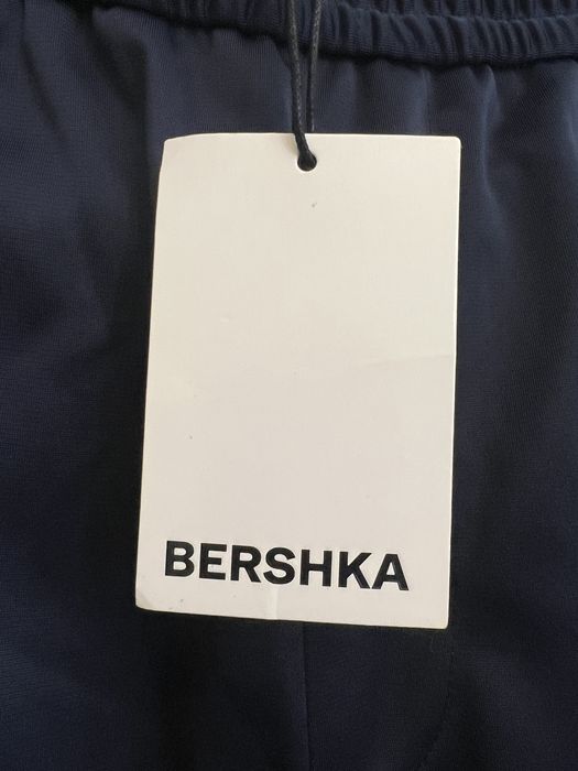 Pantaloni trening Bershka