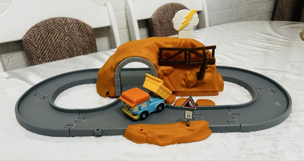 Трек «Робокар Поли»