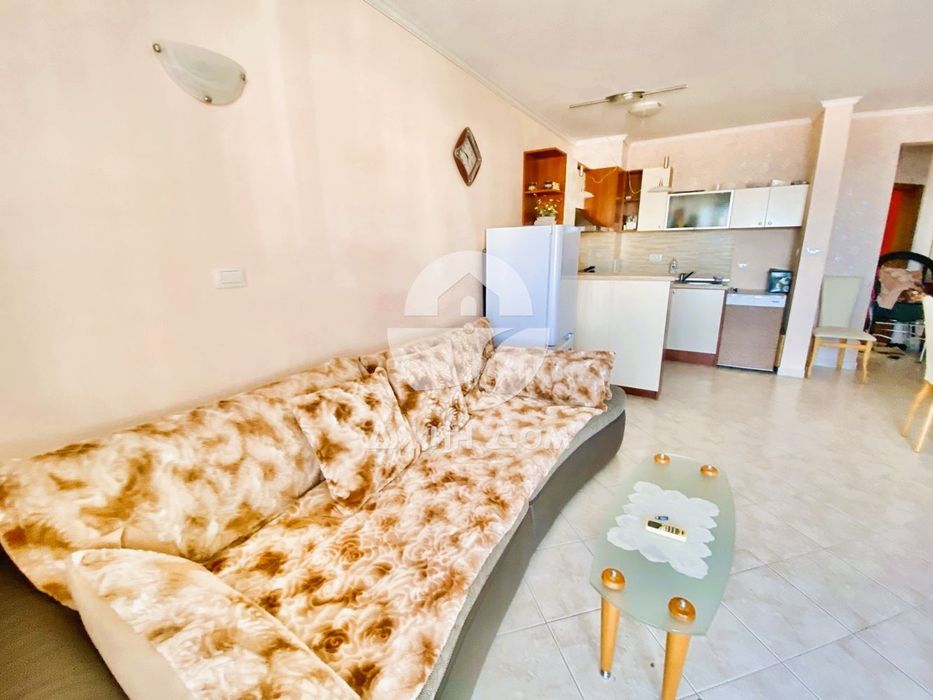 Продава се Двустаен апартамент в Свети Влас - 78 кв.м за 1411 €/кв.м - Снимка #3