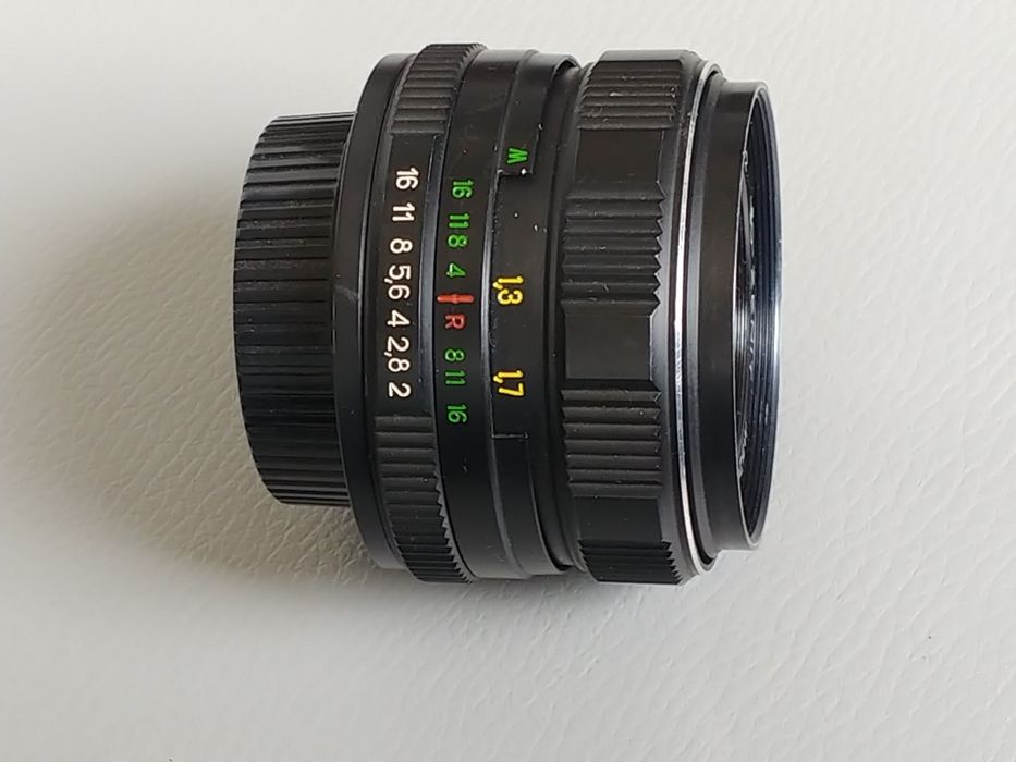 obiectiv Helios 2/58 camera Zenit