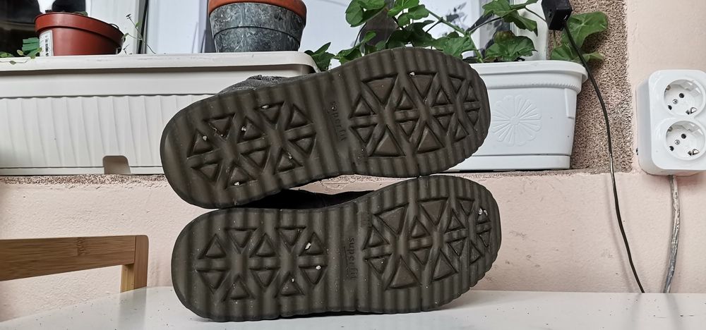Боти Superfit 37.5 Естествен велур