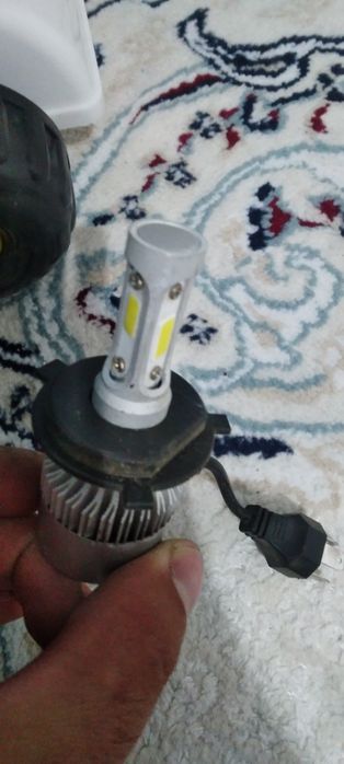 Продам Led лампочки H4