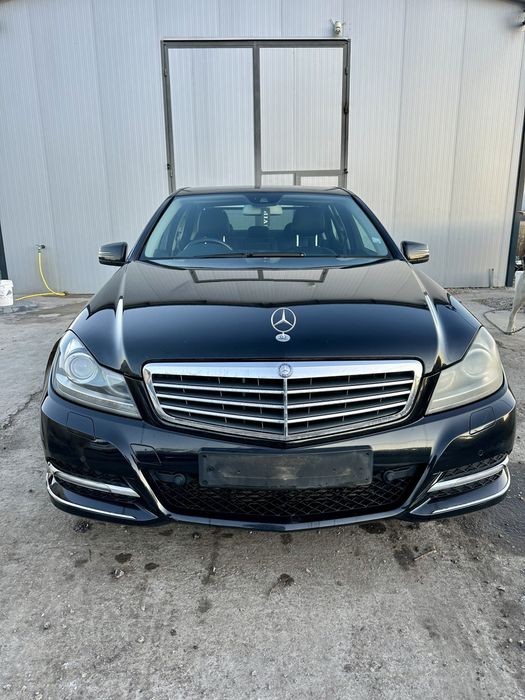 На ЧАСТИ FACE Mercedes-Benz C200 cdi bluetec 651 W204 2011г elegance