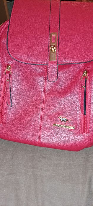 Нова дамска раница