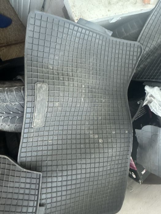 Коврики комплект на мерседес