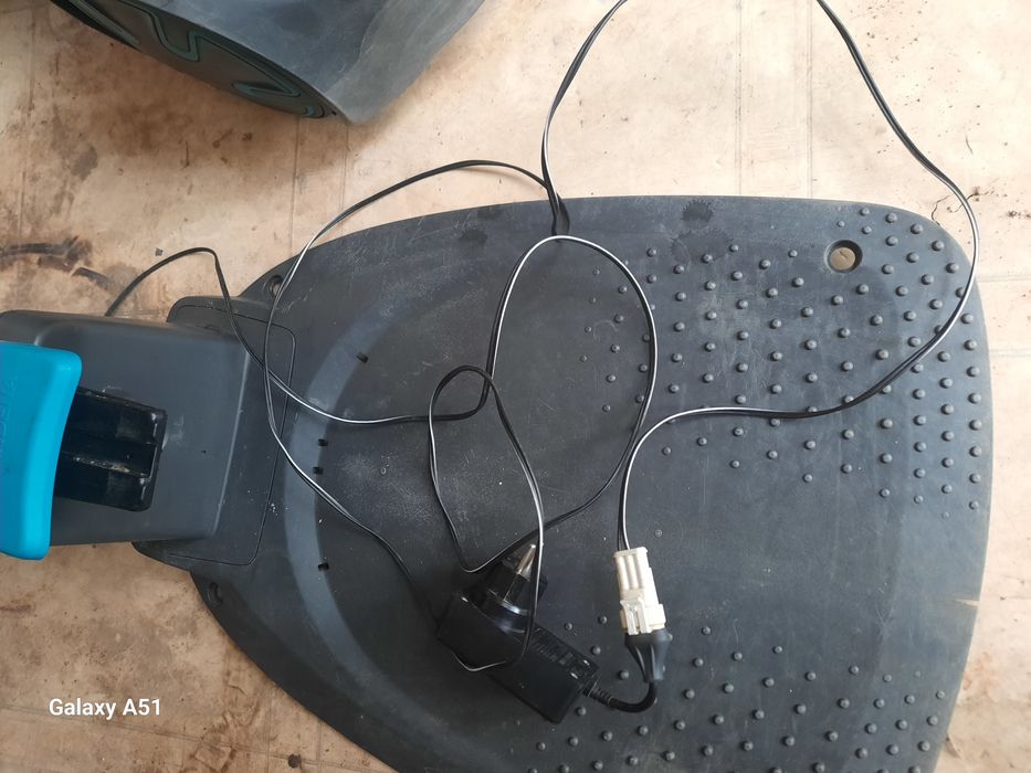 Робот. Косачка за трева