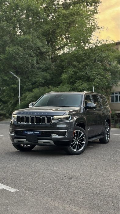 Jeep Wagoneer  в идеальном состоянии