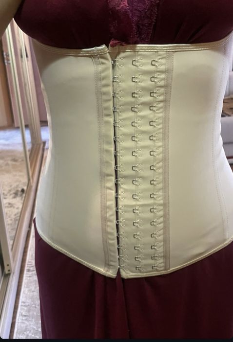 Корсет латексный