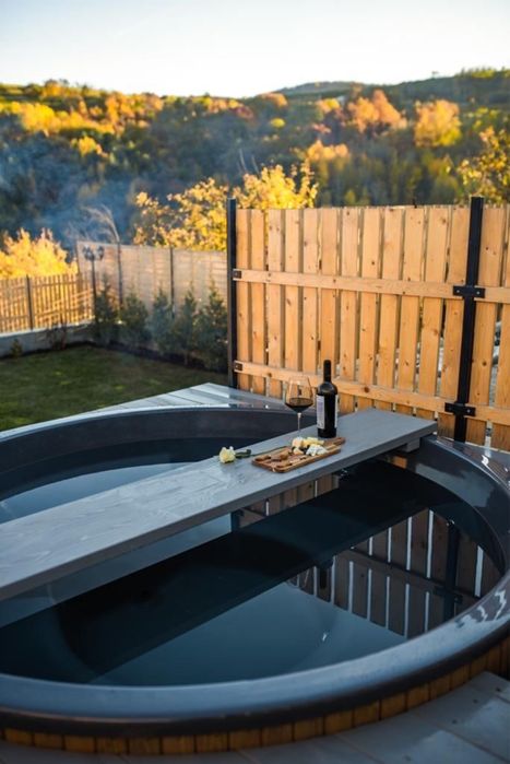 Cabana de inchiriat - cu piscină si jacuzzi INDISPONIBILA REVELION