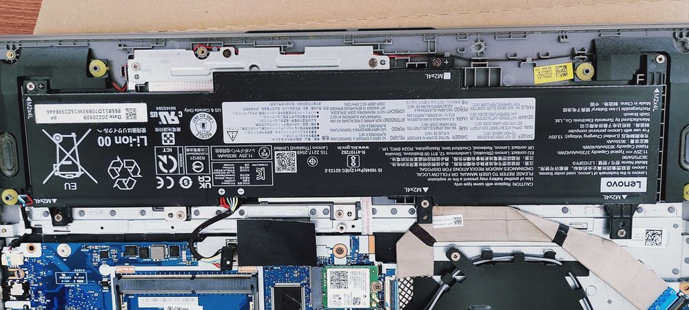 Lenovo IdeaPad 1 за части