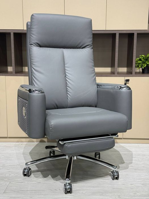 Кресло для руководителя BOSS Chairs